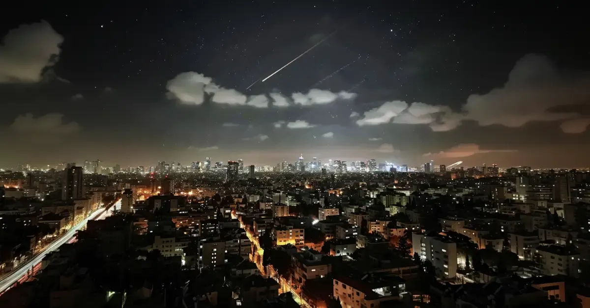 october 7, 2023. Missels in the sky above Tel Aviv